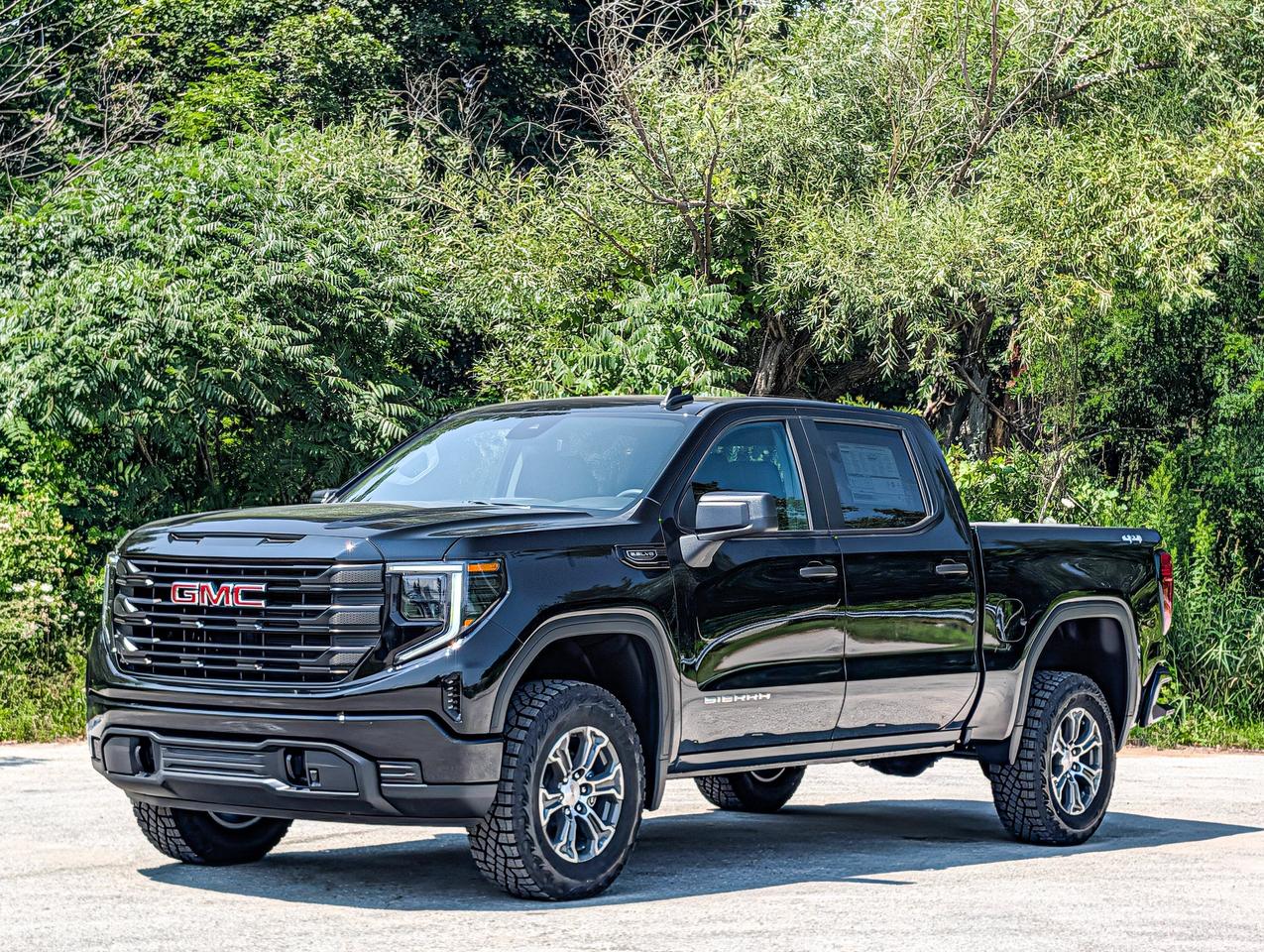 2026 GMC Sierra 1500 PRO Photo