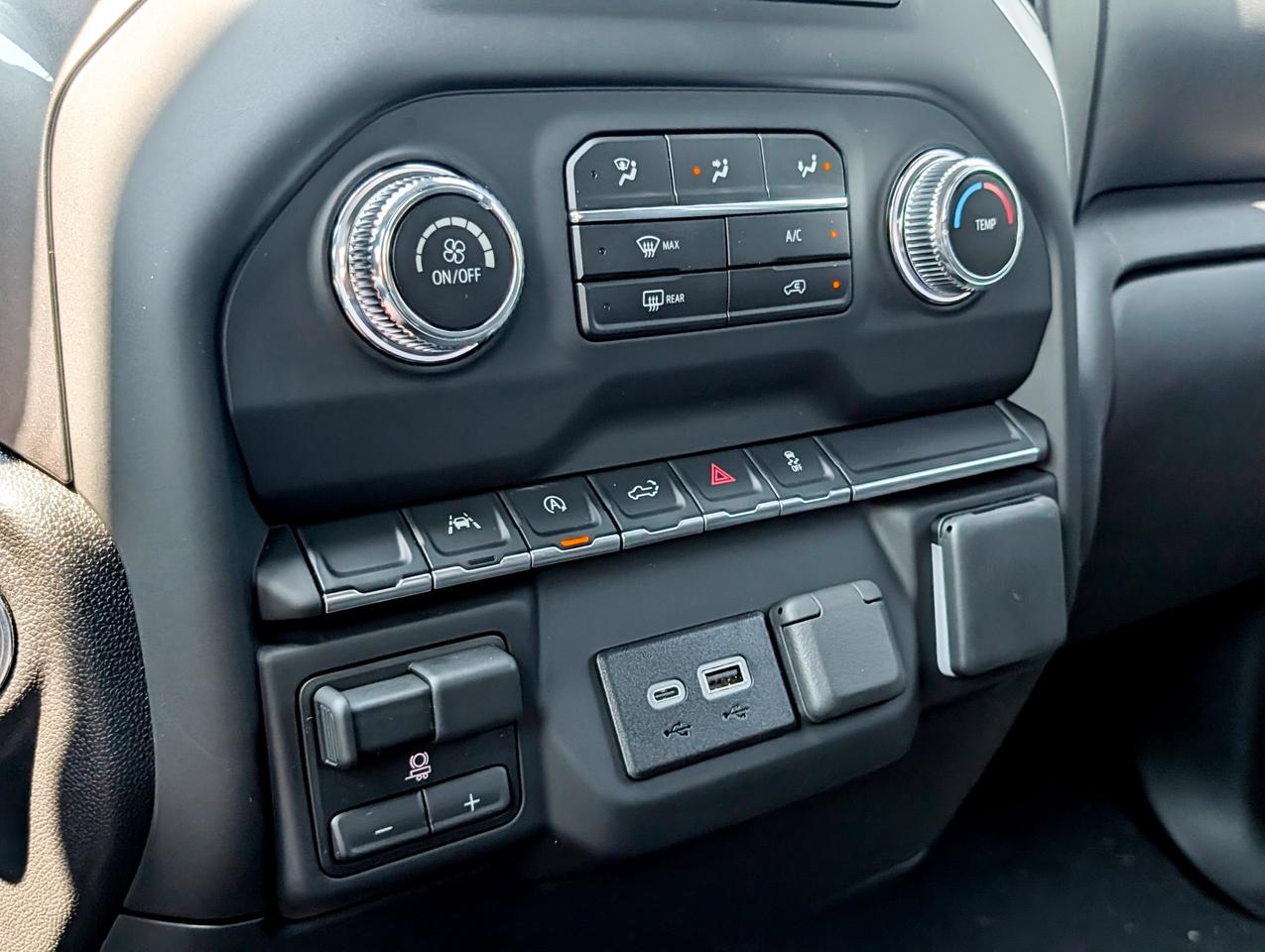 2026 GMC Sierra 1500 PRO Photo