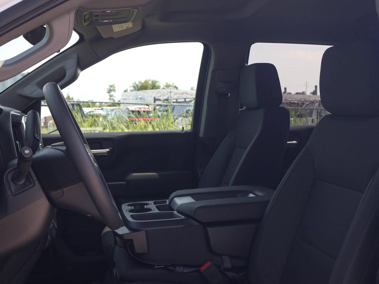 2026 GMC Sierra 1500 PRO Photo
