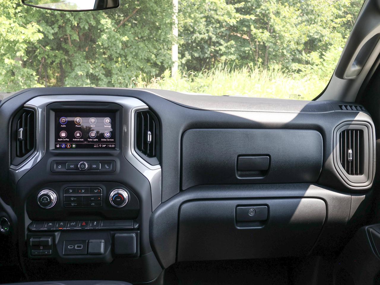 2026 GMC Sierra 1500 PRO Photo