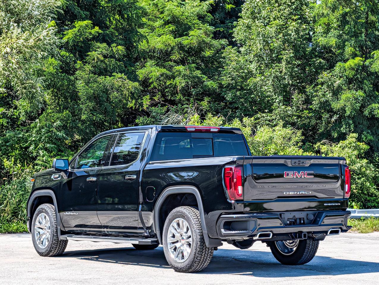 2026 GMC Sierra 1500 Denali Photo
