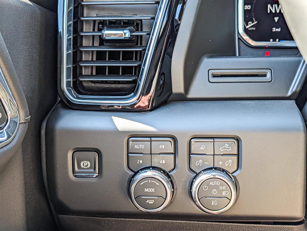 2026 GMC Sierra 1500 Denali Photo