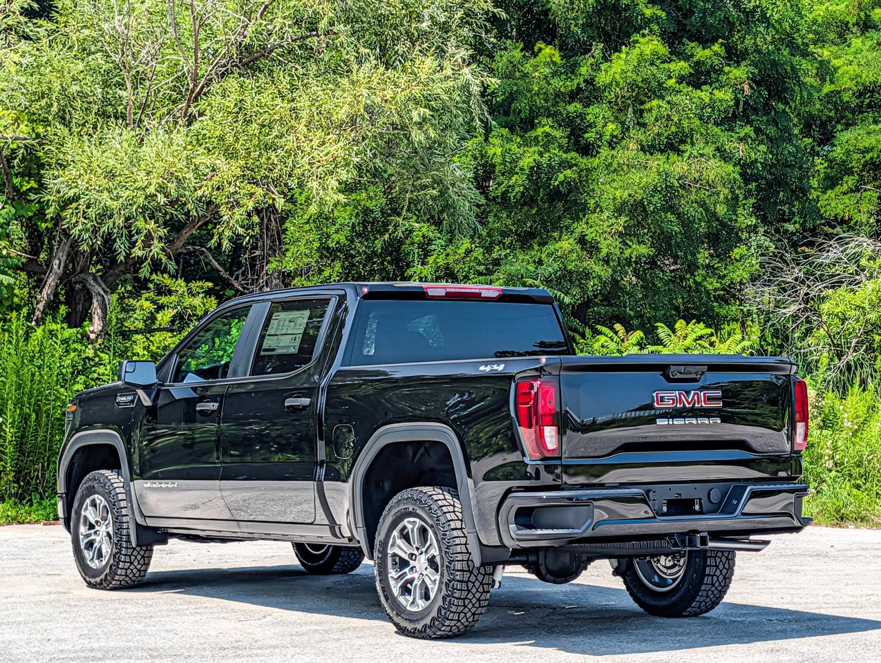 2026 GMC Sierra 1500 PRO Photo