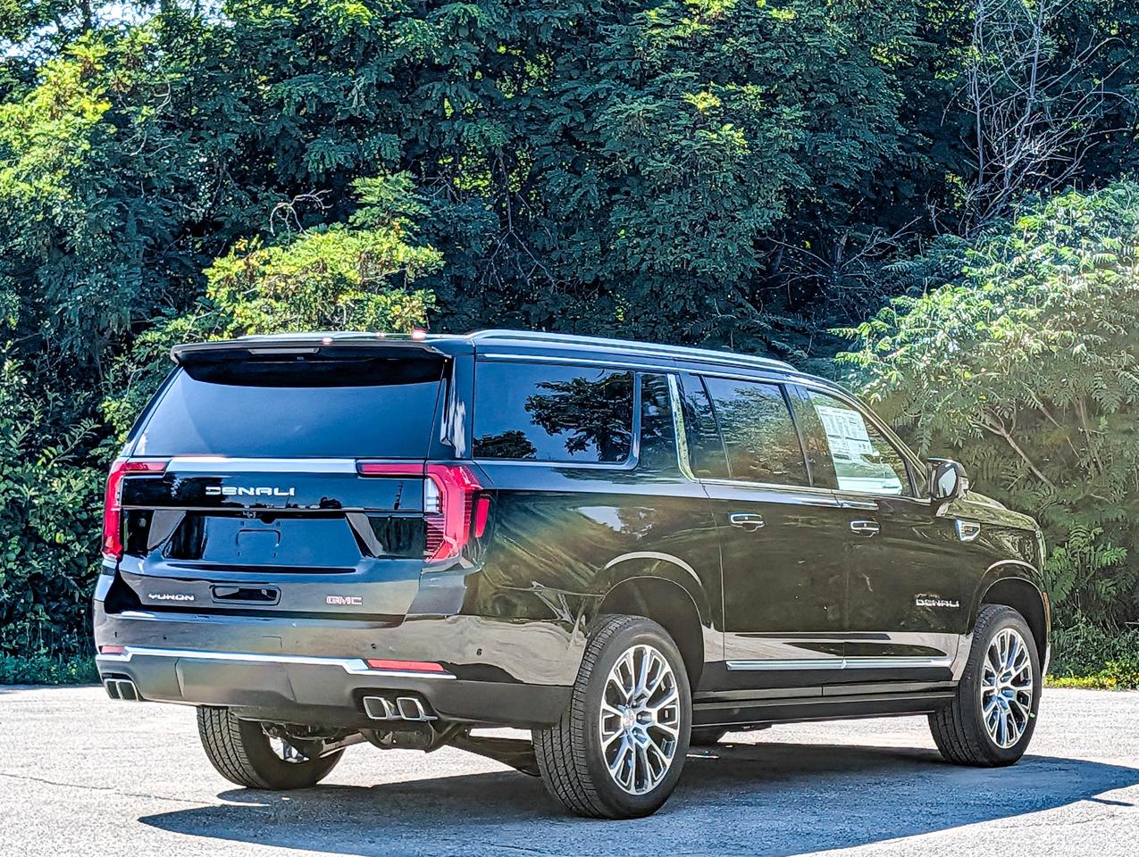 2026 GMC Yukon XL Denali Photo