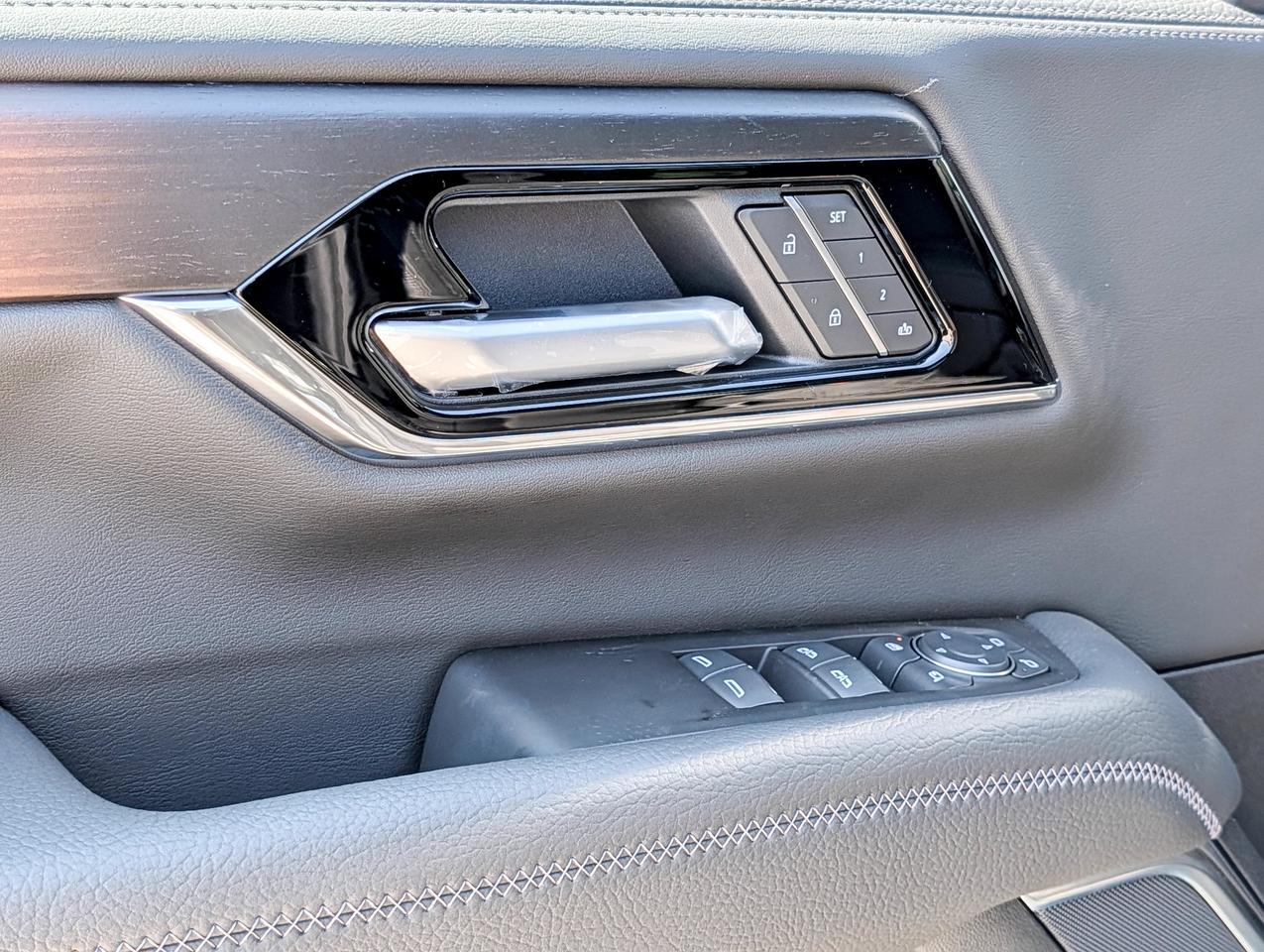2026 GMC Yukon XL Denali Photo