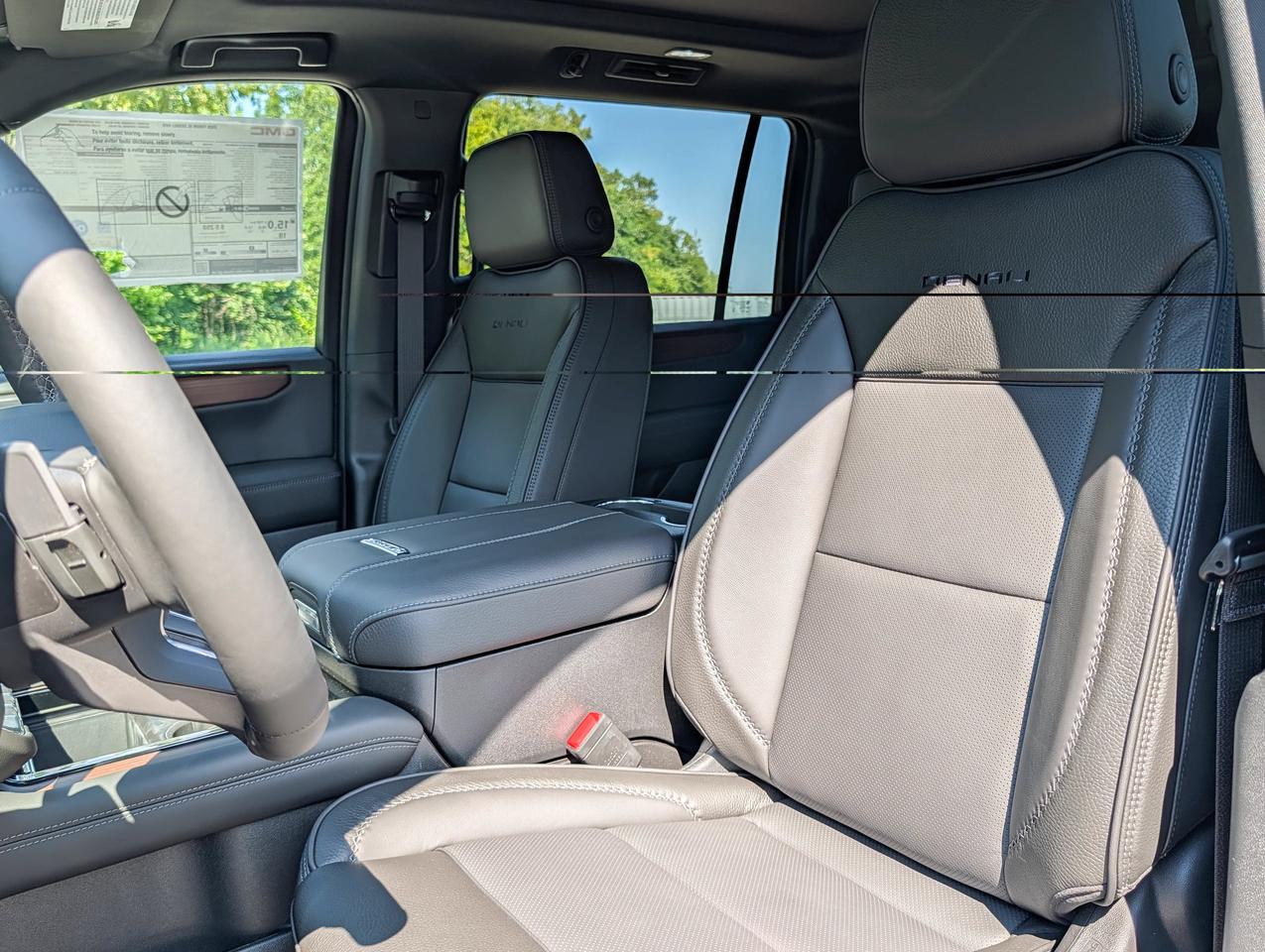 2026 GMC Yukon XL Denali Photo