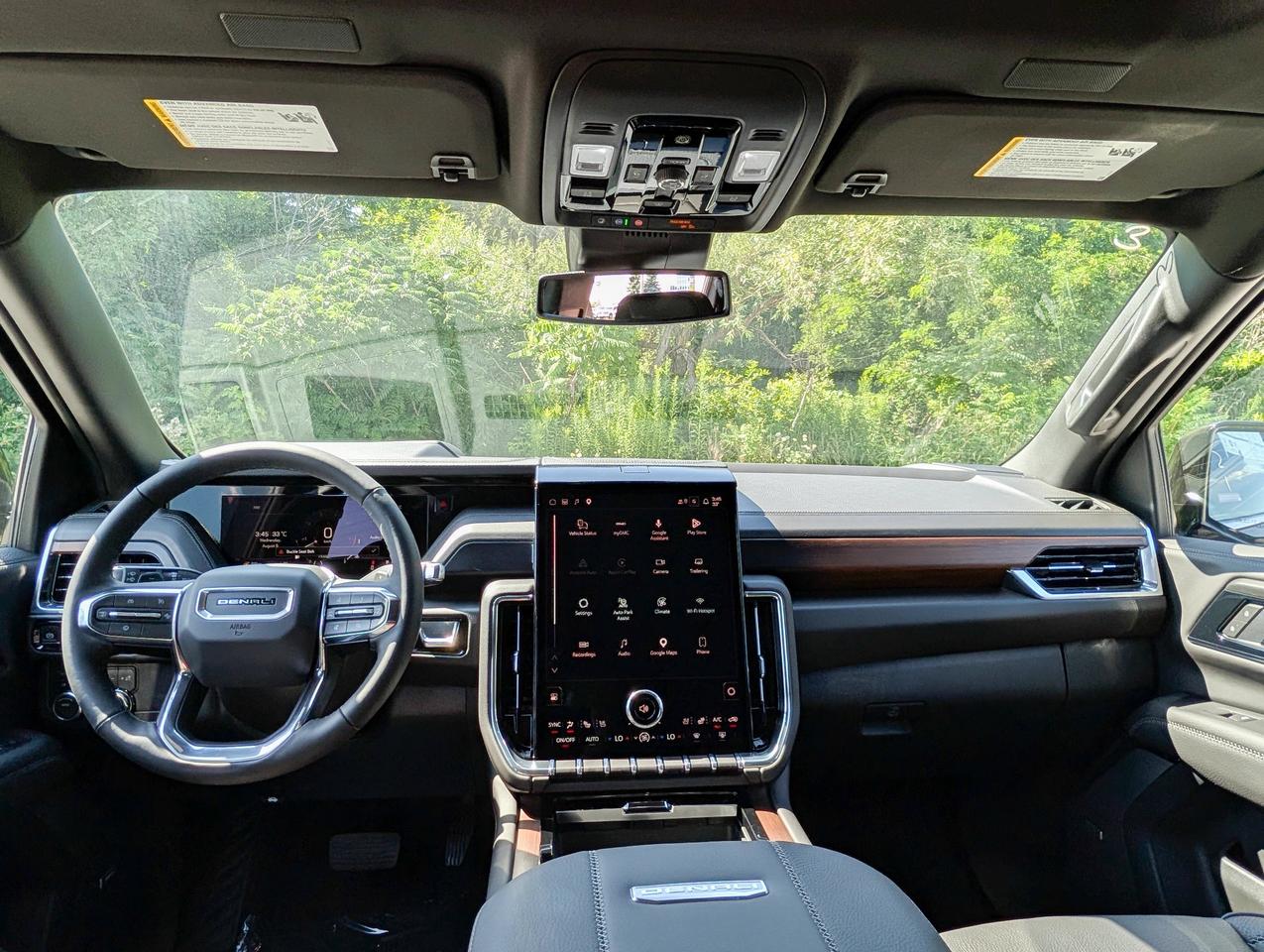 2026 GMC Yukon XL Denali Photo