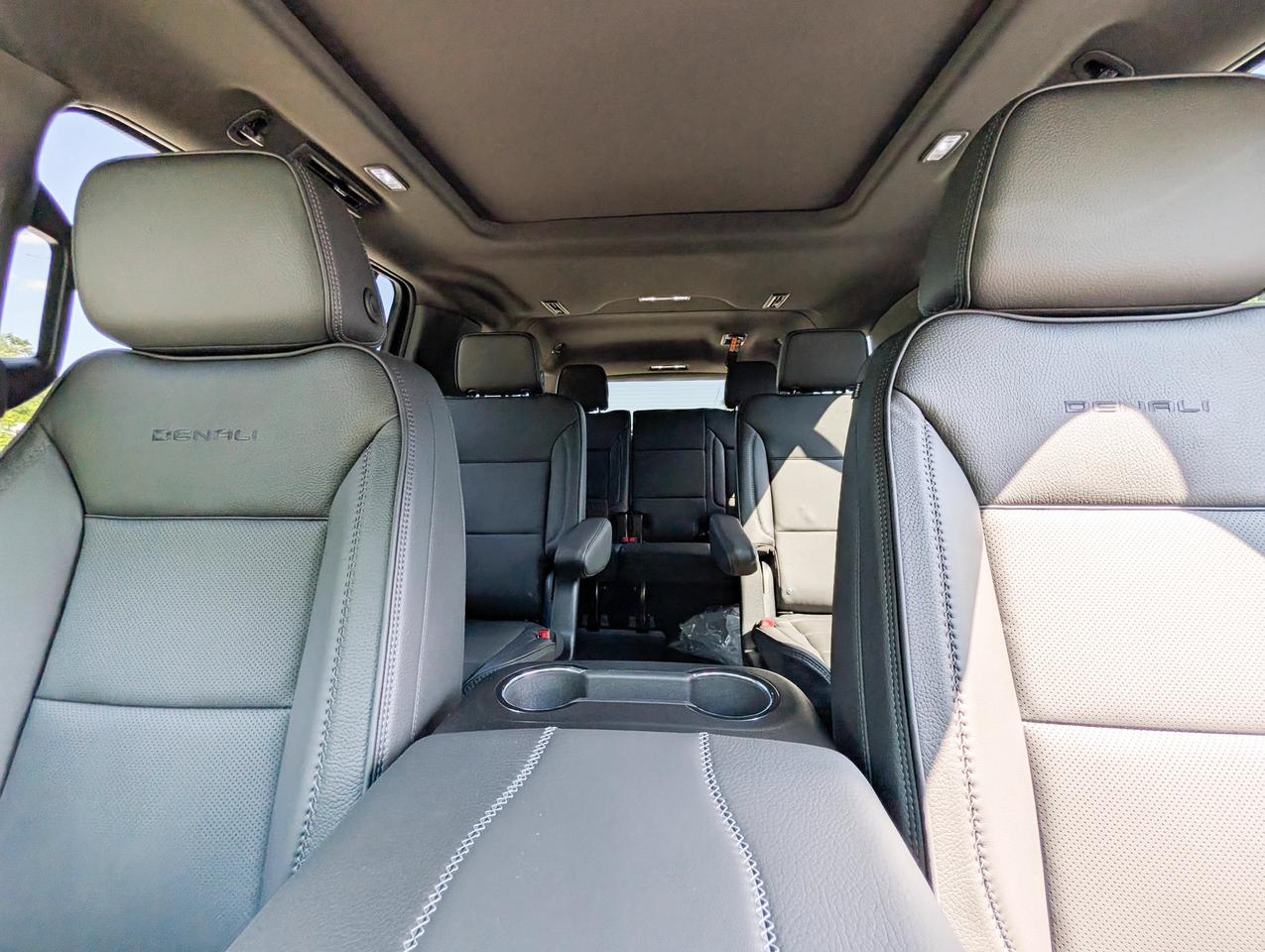 2026 GMC Yukon XL Denali Photo