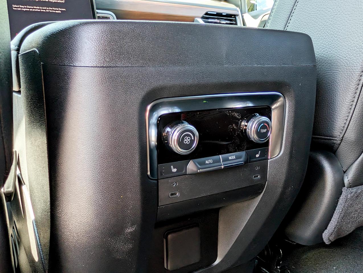 2026 GMC Yukon XL Denali Photo
