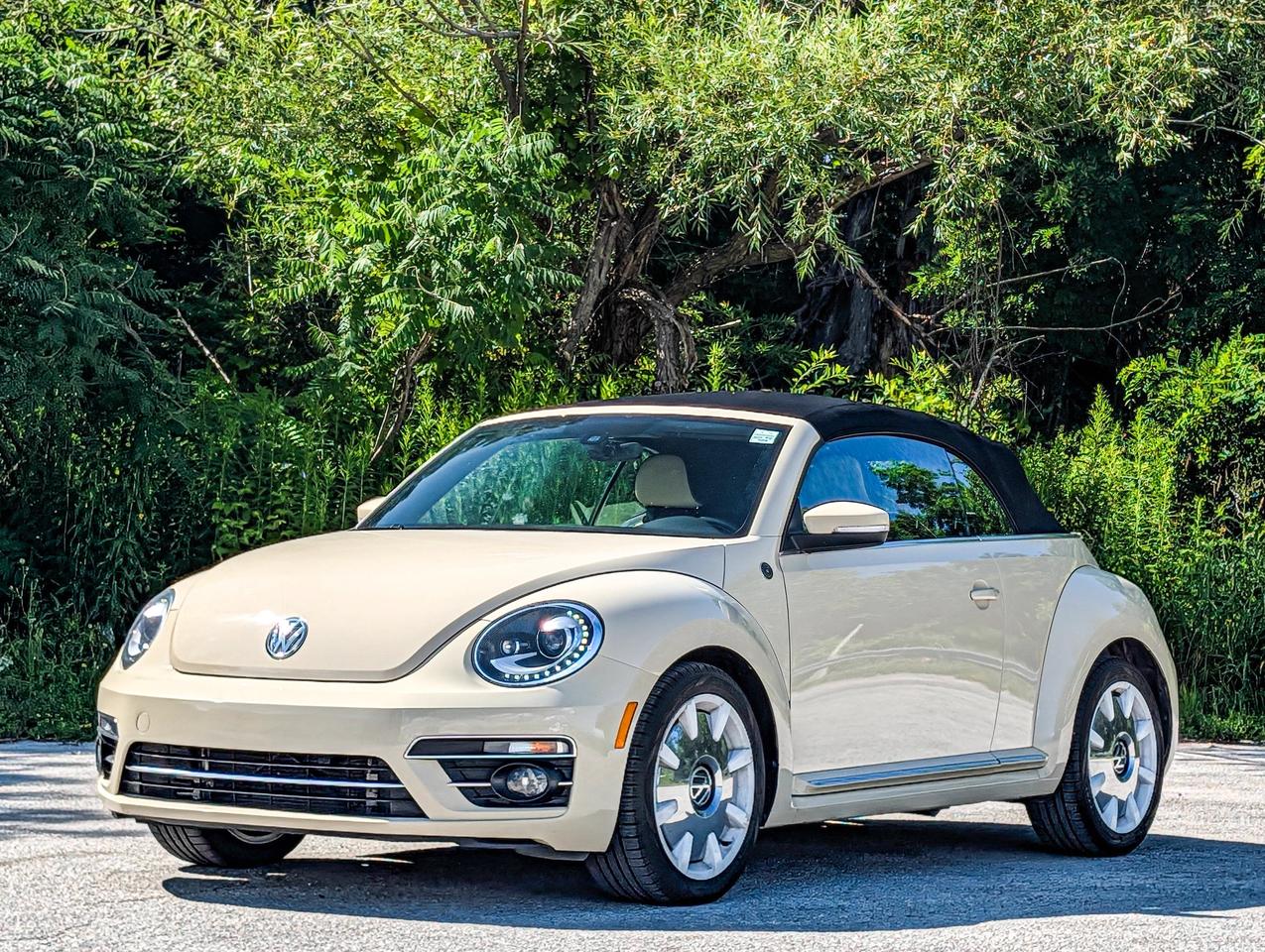 2019 Volkswagen Beetle Convertible Wolfsburg Photo