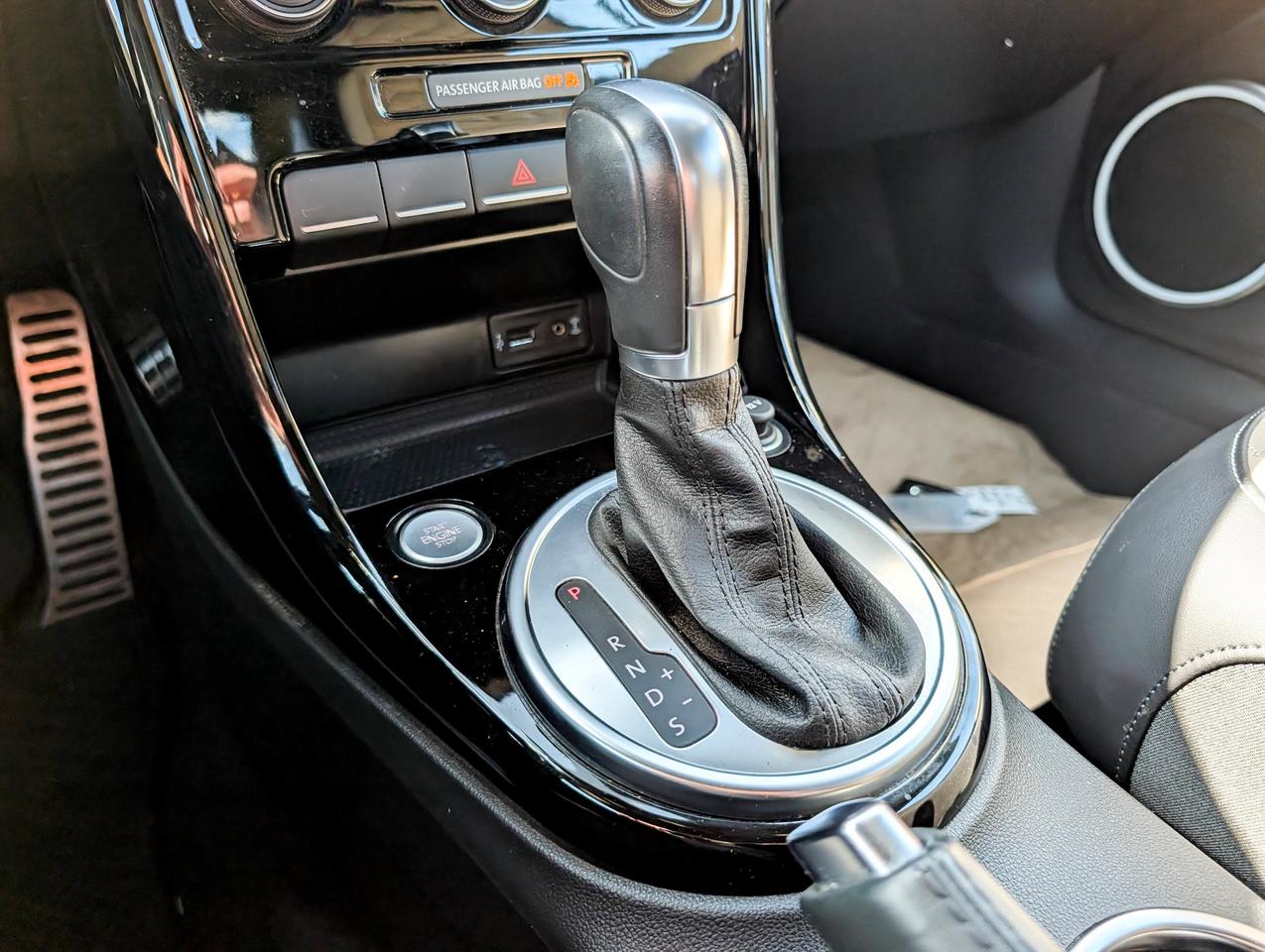 2019 Volkswagen Beetle Convertible Wolfsburg Photo