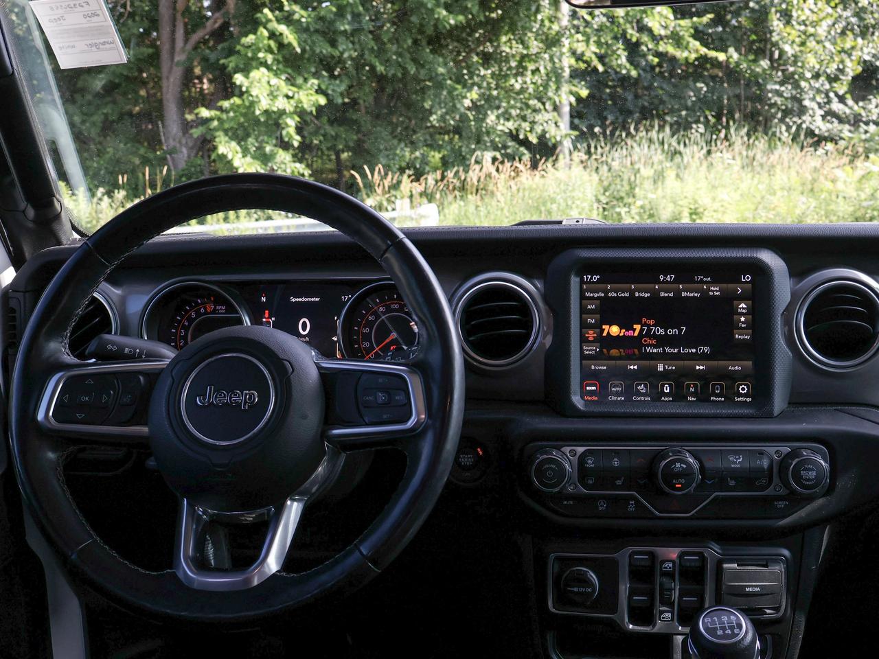 2020 Jeep WRANGLER UNLIMITED Sahara Photo