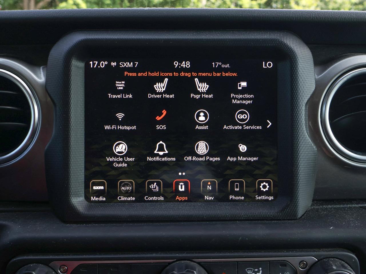 2020 Jeep WRANGLER UNLIMITED Sahara Photo