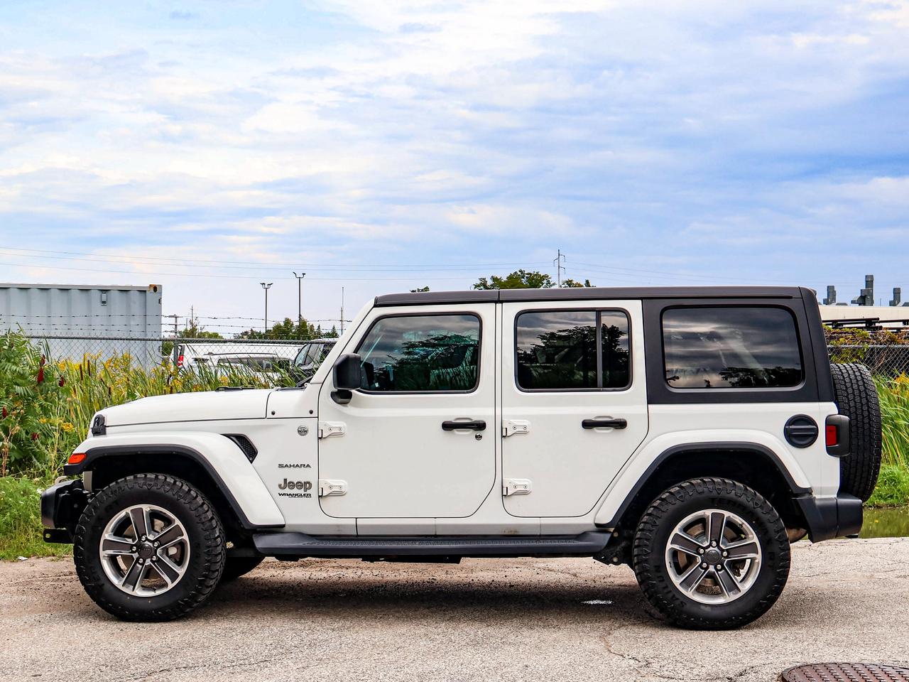 2020 Jeep WRANGLER UNLIMITED Sahara Photo