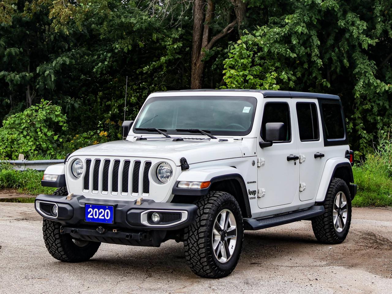 2020 Jeep WRANGLER UNLIMITED Sahara Photo