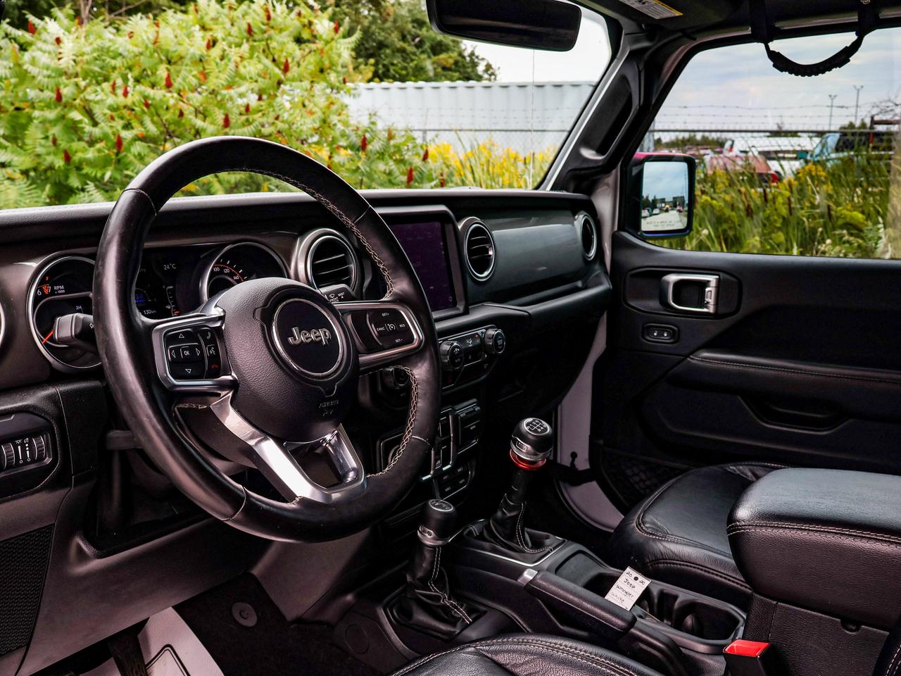 2020 Jeep WRANGLER UNLIMITED Sahara Photo