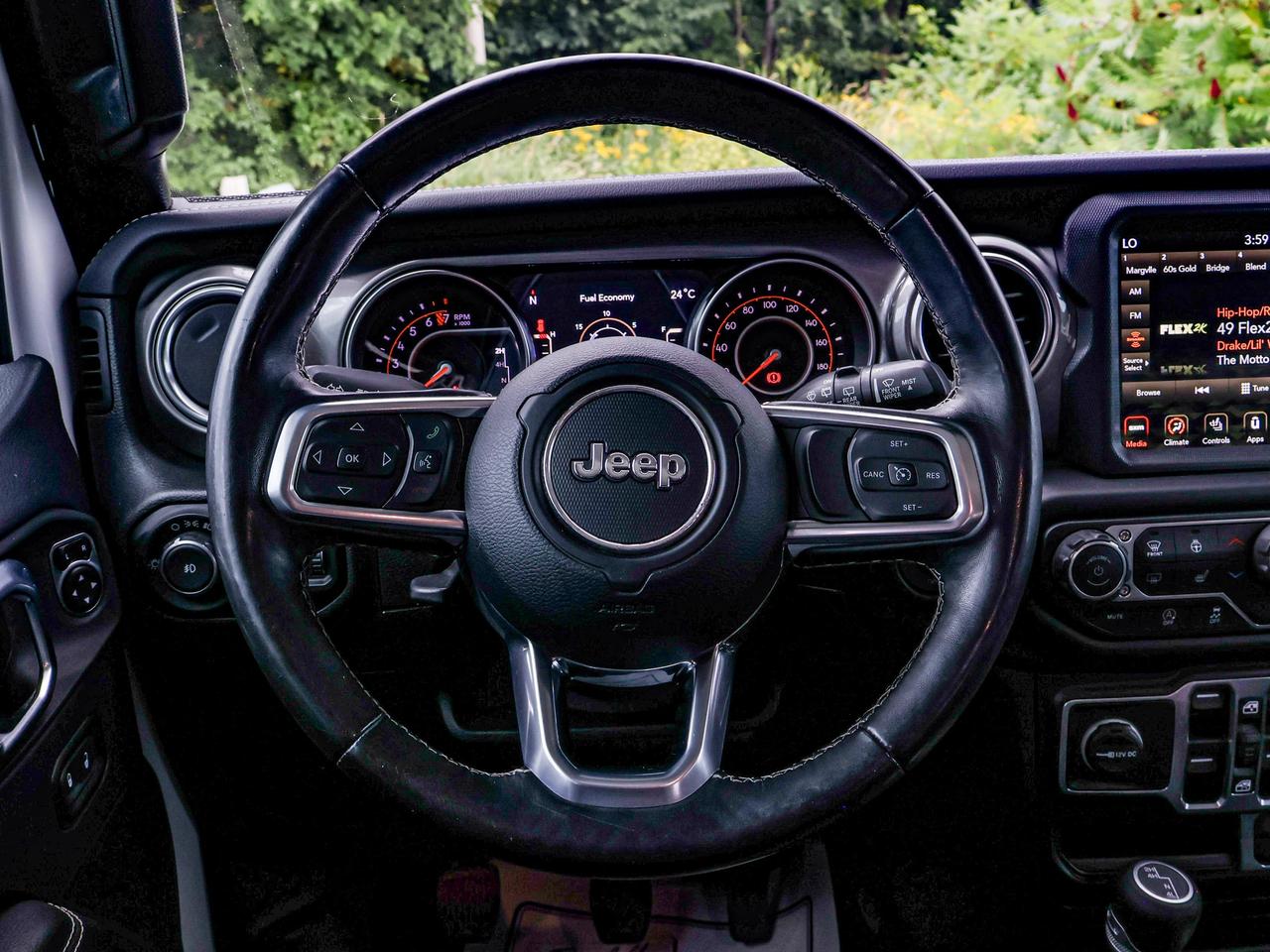 2020 Jeep WRANGLER UNLIMITED Sahara Photo