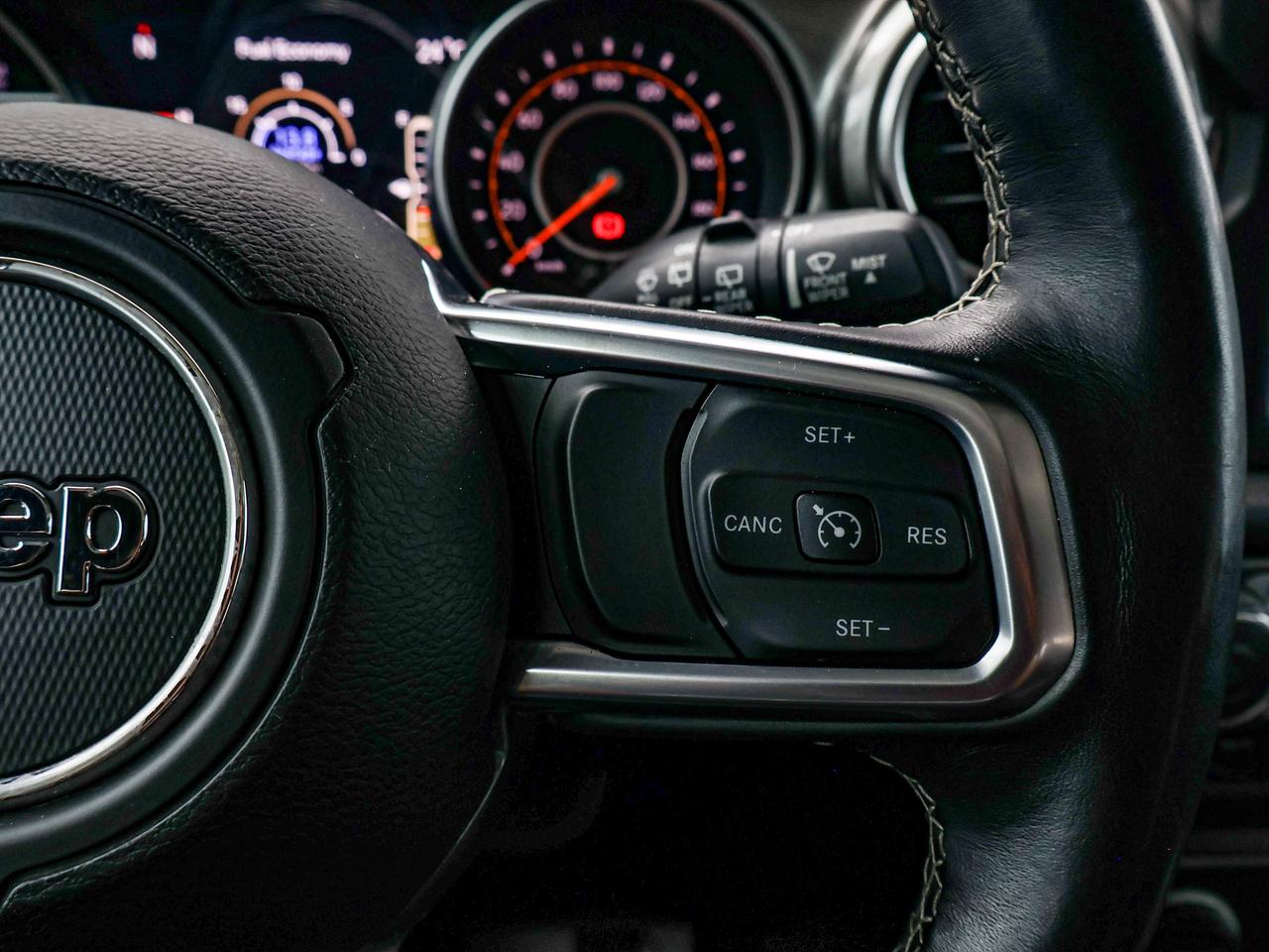 2020 Jeep WRANGLER UNLIMITED Sahara Photo