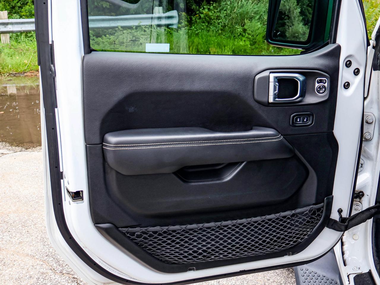 2020 Jeep WRANGLER UNLIMITED Sahara Photo
