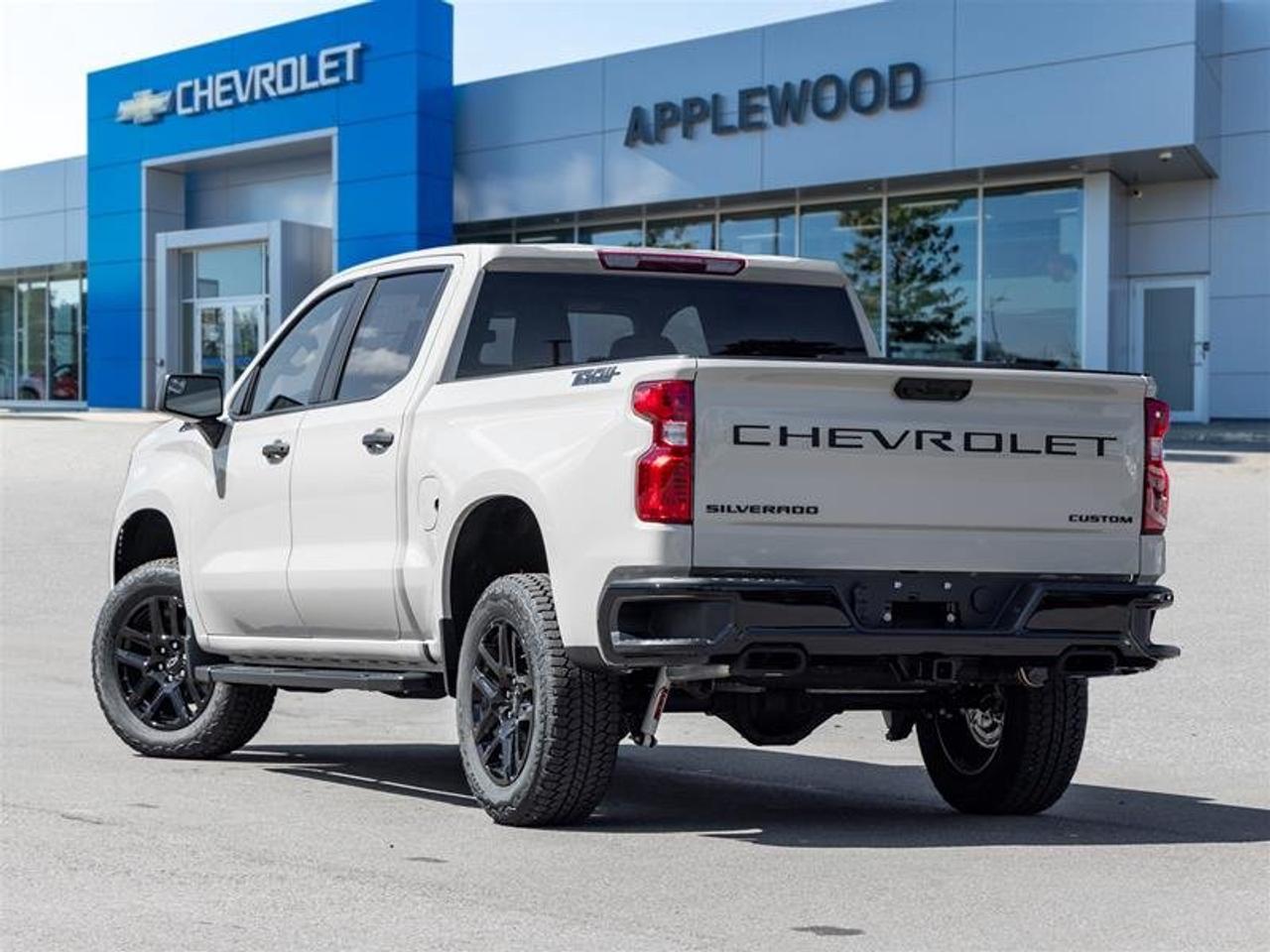 2026 Chevrolet Silverado 1500 Custom Trail Boss Photo