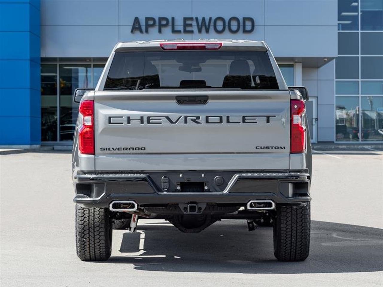 2026 Chevrolet Silverado 1500 Custom Trail Boss Photo