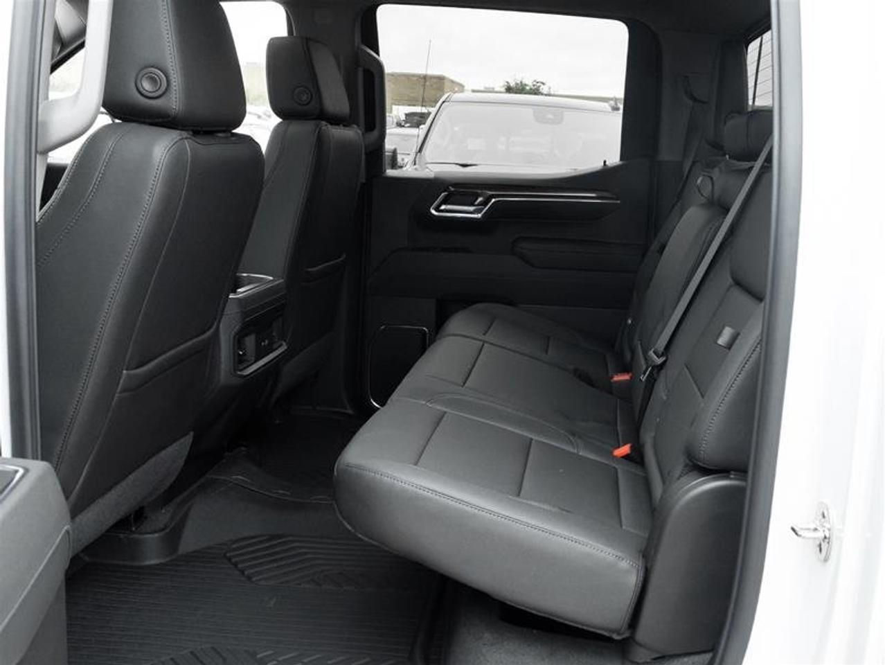2026 Chevrolet Silverado 1500 LT Trail Boss Photo