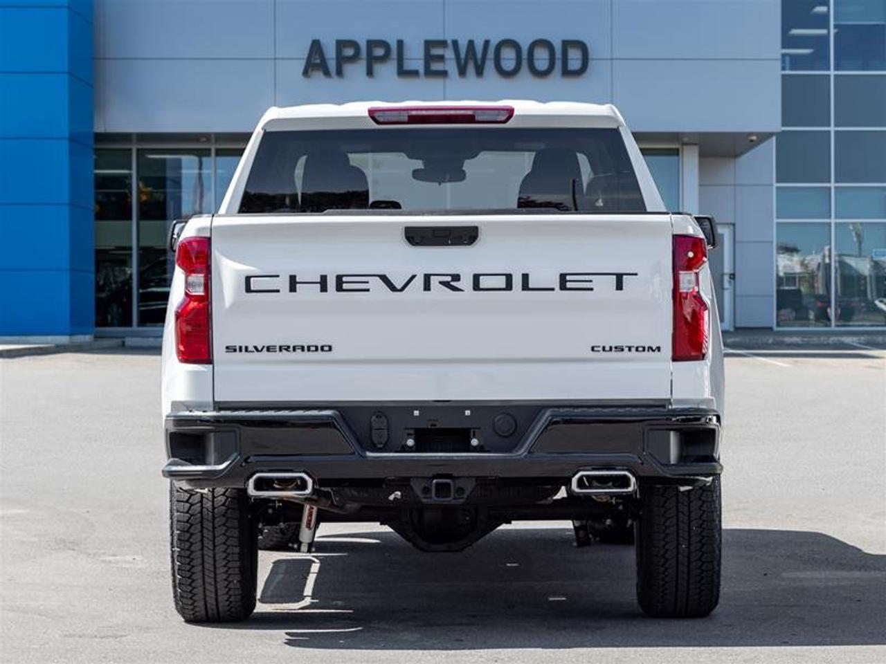 2026 Chevrolet Silverado 1500 Custom Trail Boss Photo