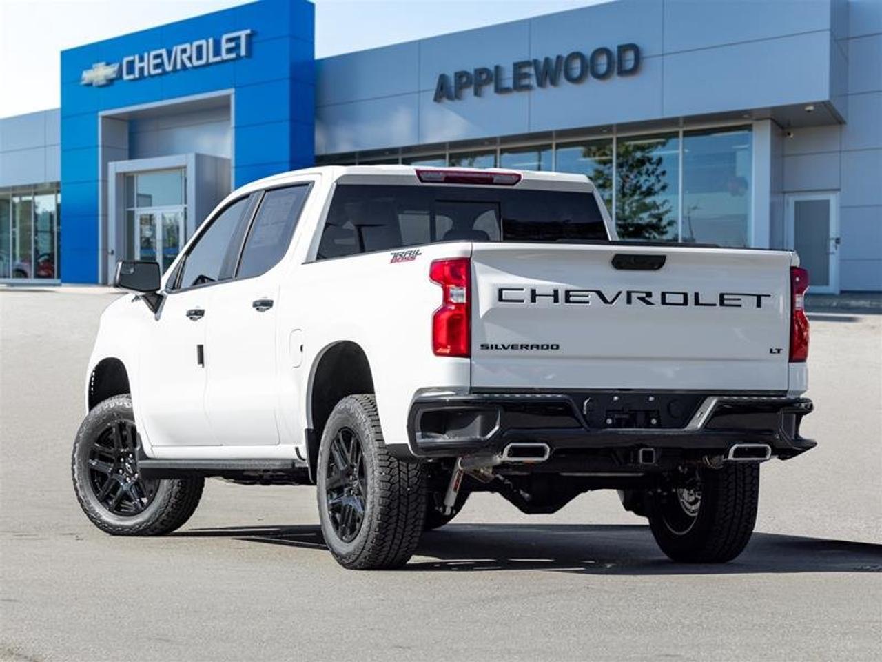 2026 Chevrolet Silverado 1500 LT Trail Boss Photo