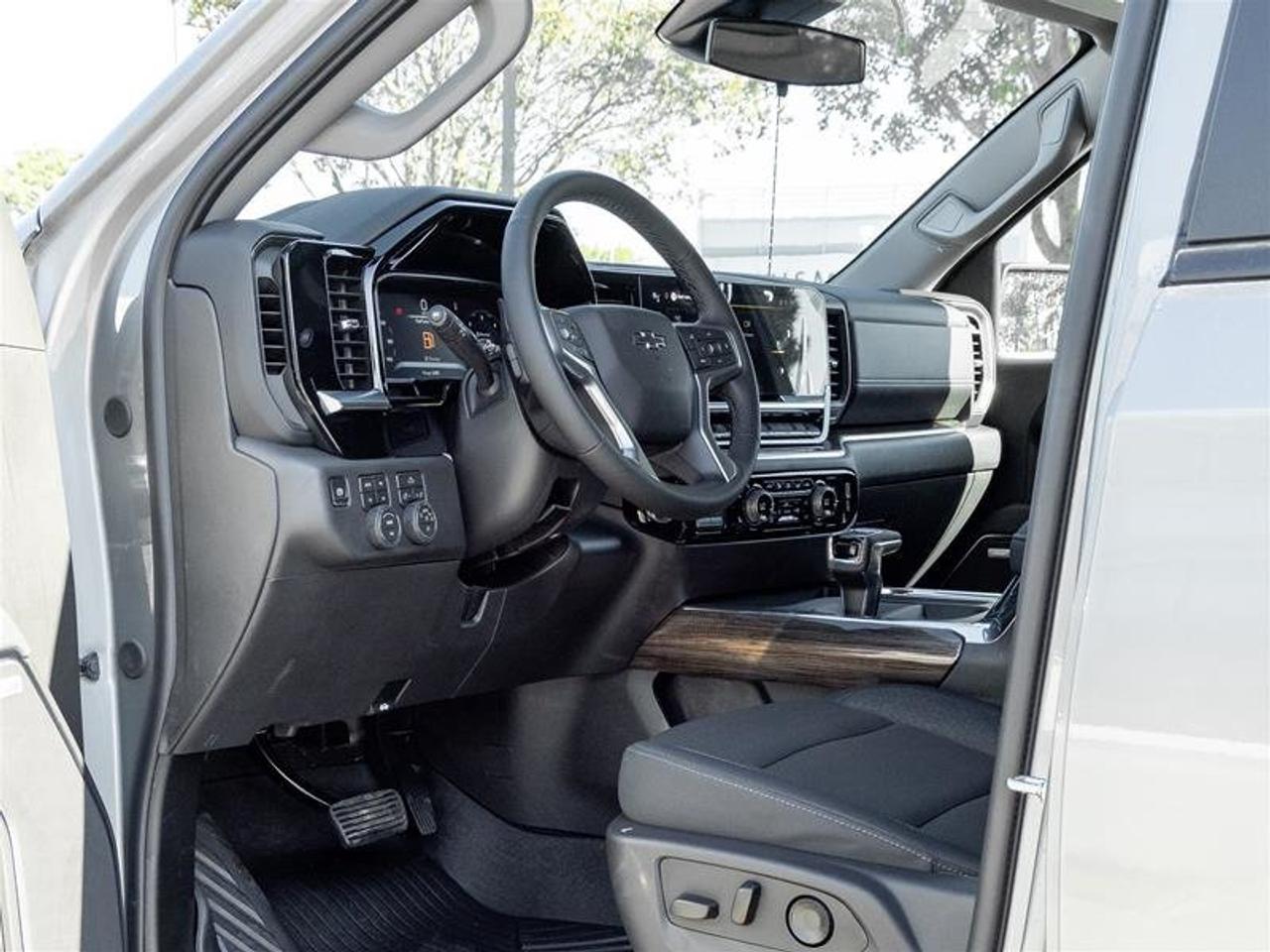 2026 Chevrolet Silverado 1500 LT Trail Boss Photo