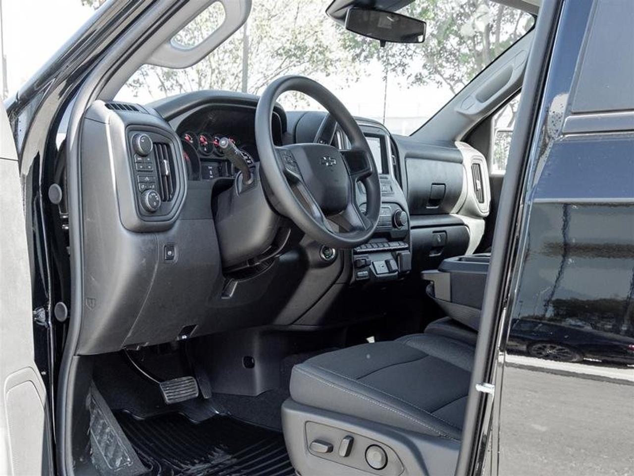 2026 Chevrolet Silverado 1500 Custom Trail Boss Photo