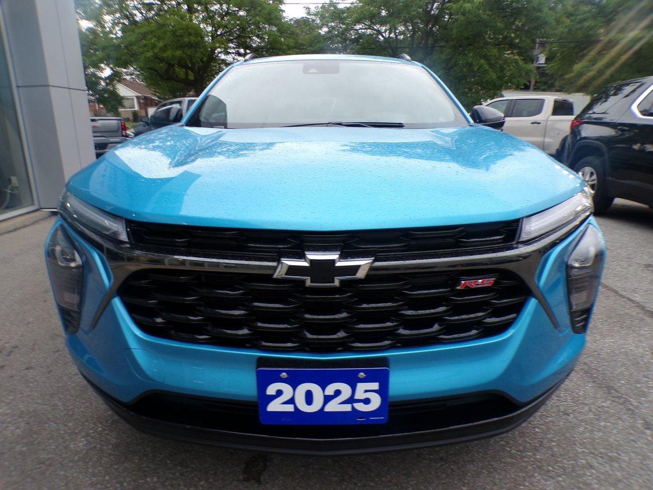 2025 Chevrolet Trax FWD 4dr 2RS Photo1
