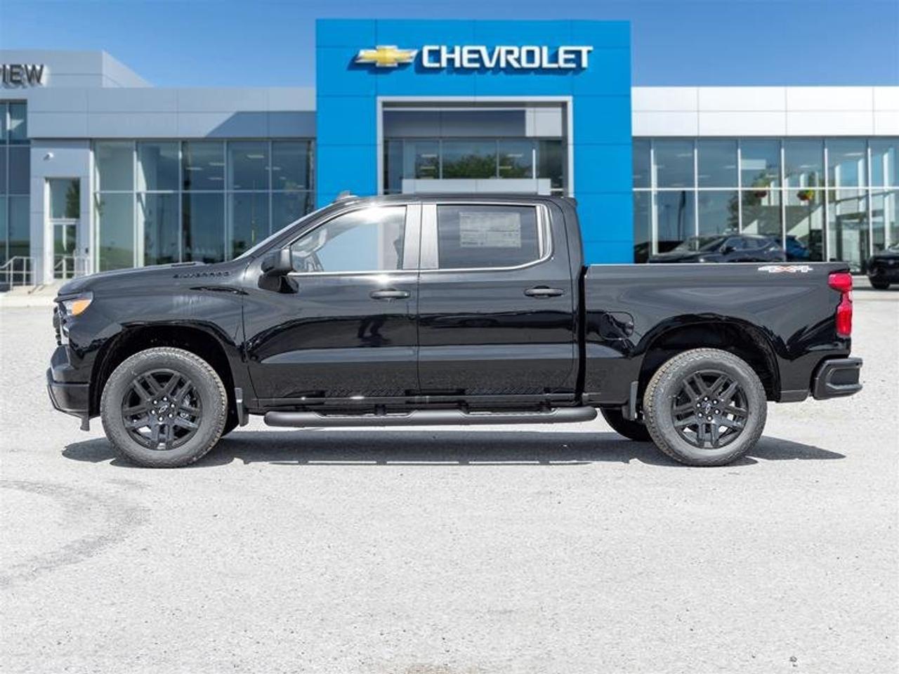 2026 Chevrolet Silverado 1500 Custom Photo3