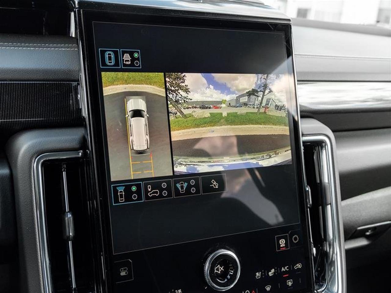 2026 GMC Yukon Elevation Photo