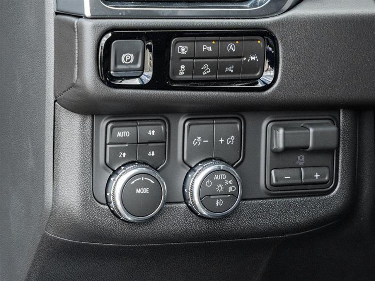 2026 GMC Yukon Elevation Photo