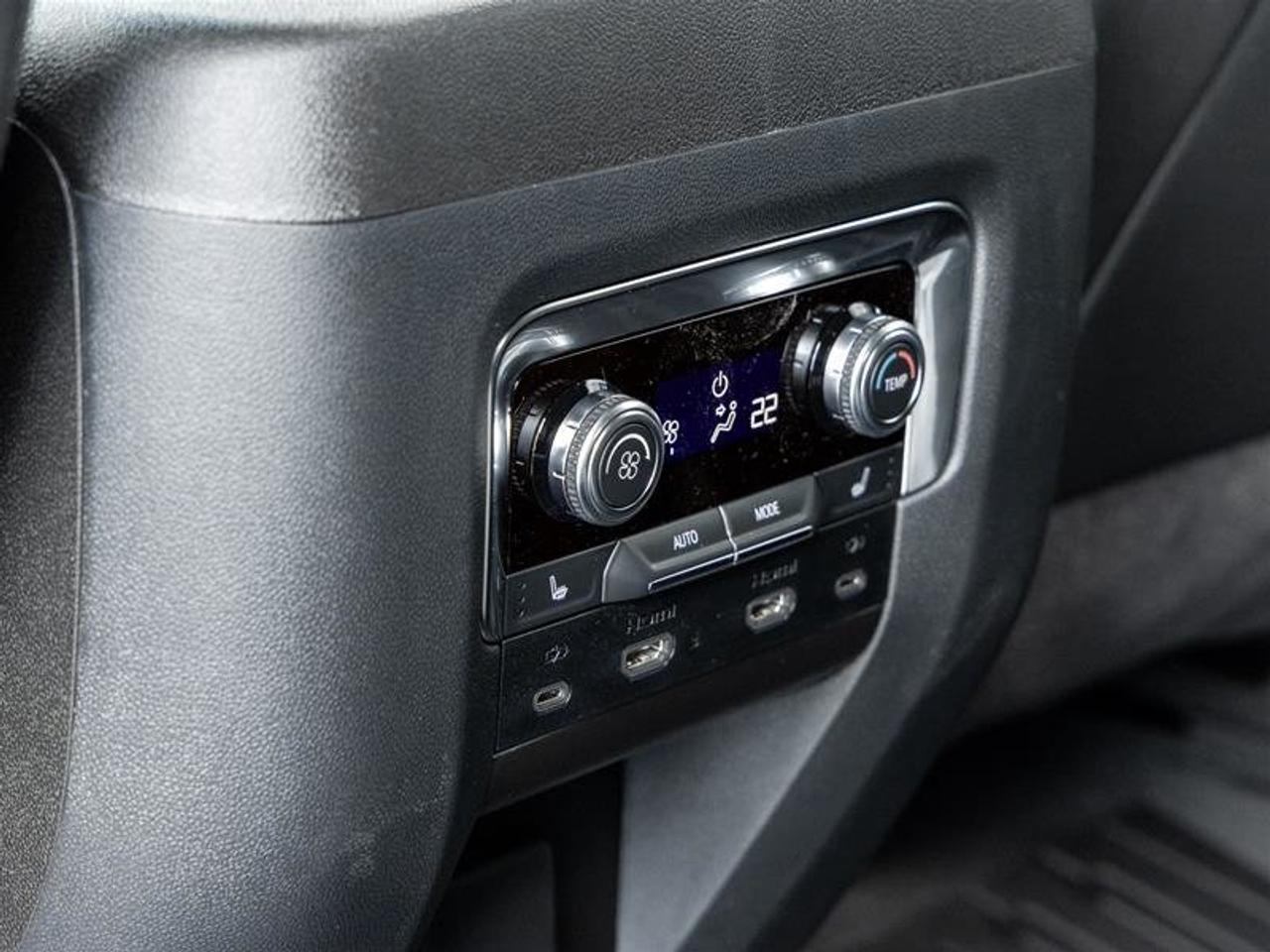 2026 GMC Yukon Elevation Photo