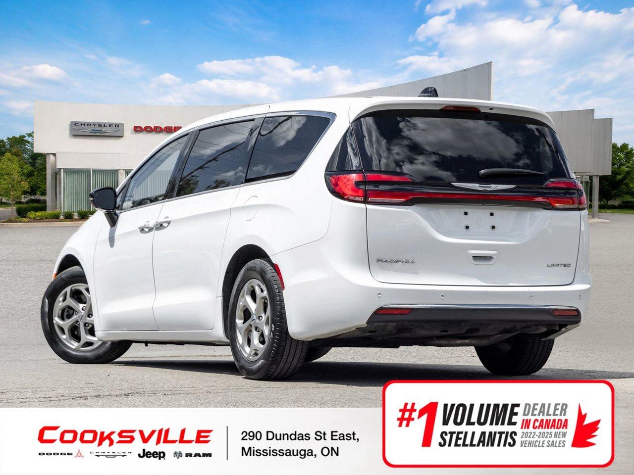 2024 Chrysler Pacifica Limited FWD Photo