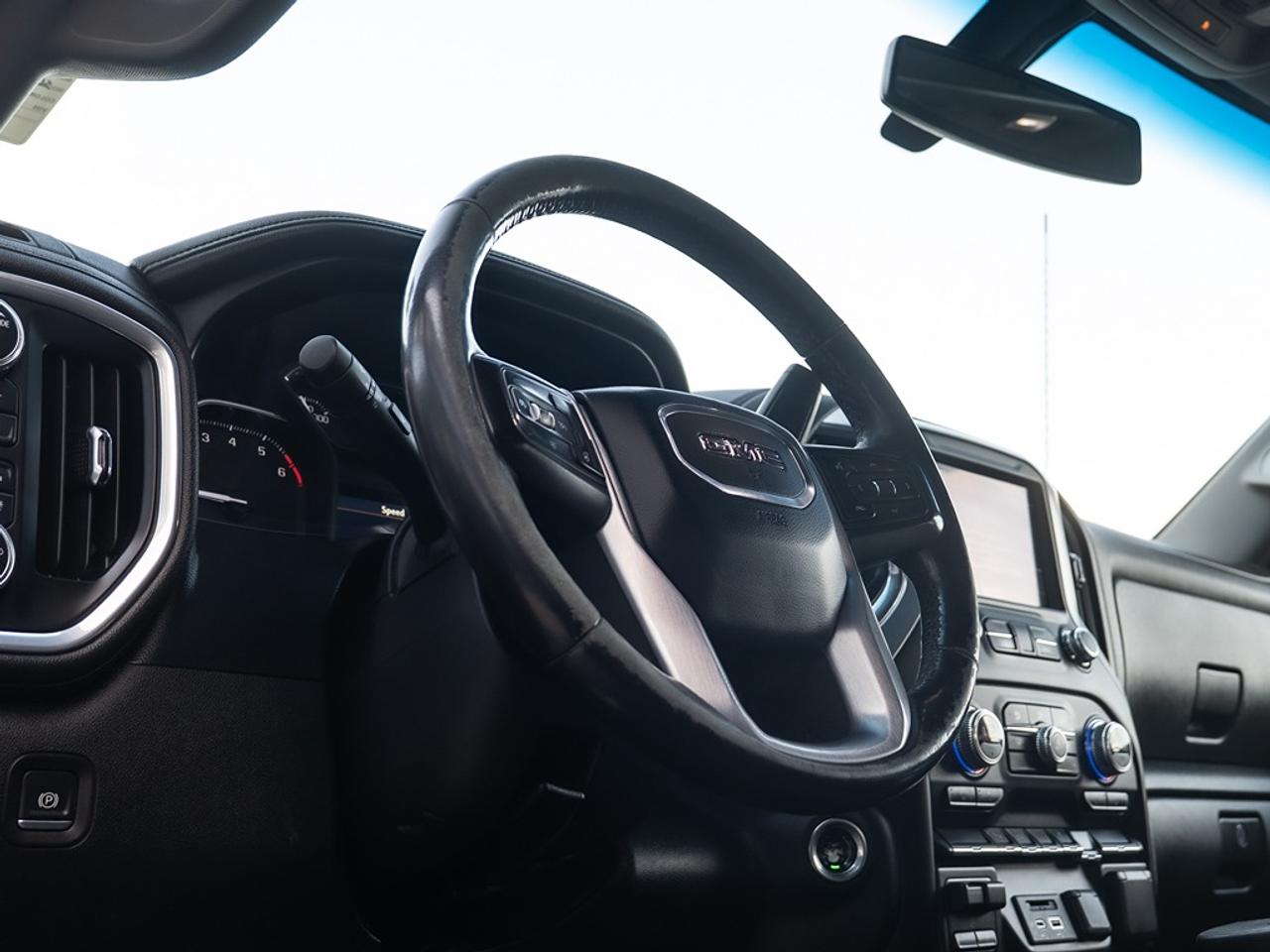 2021 GMC Sierra 2500 4WD Crew Cab Photo12