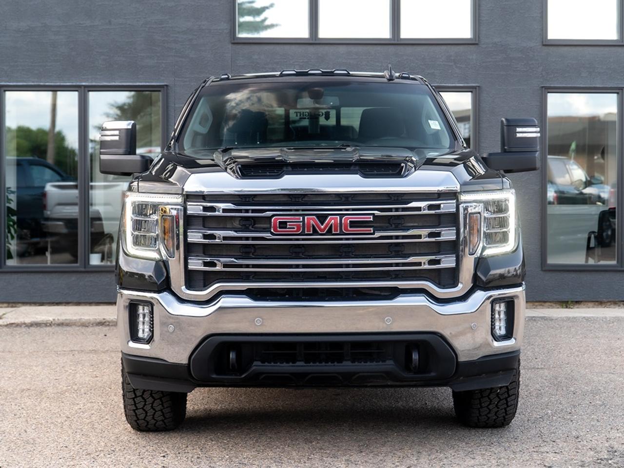 2021 GMC Sierra 2500 4WD Crew Cab Photo23
