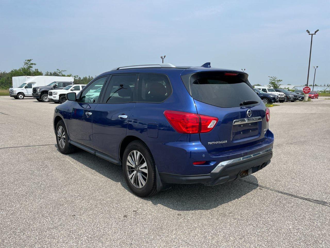 2019 Nissan Pathfinder 4x4 SV Tech Photo