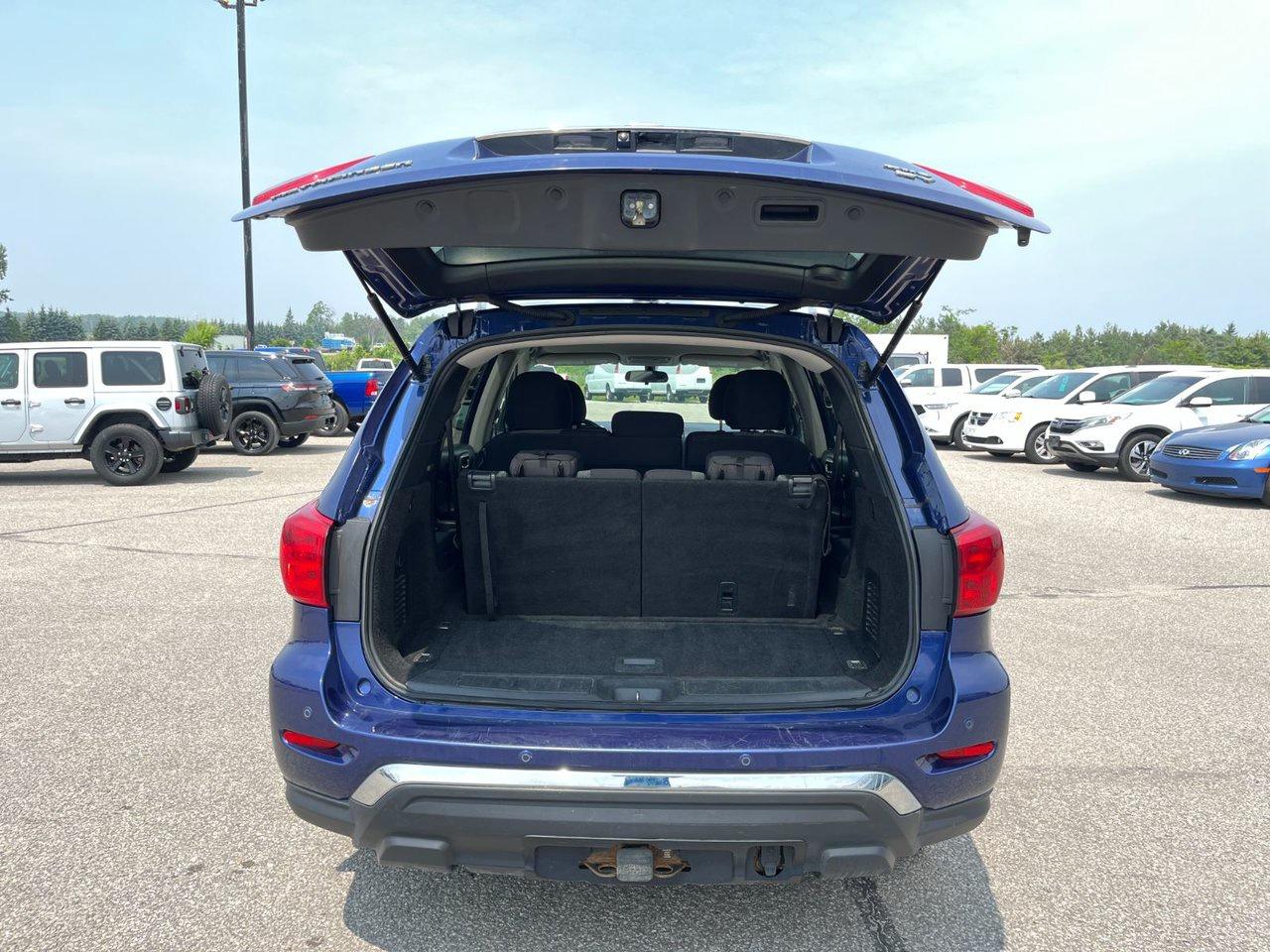2019 Nissan Pathfinder 4x4 SV Tech Photo