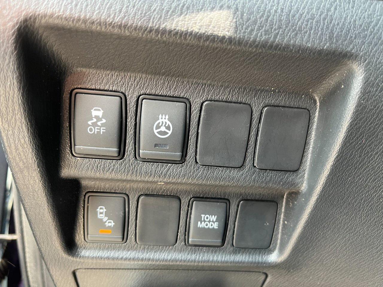 2019 Nissan Pathfinder 4x4 SV Tech Photo