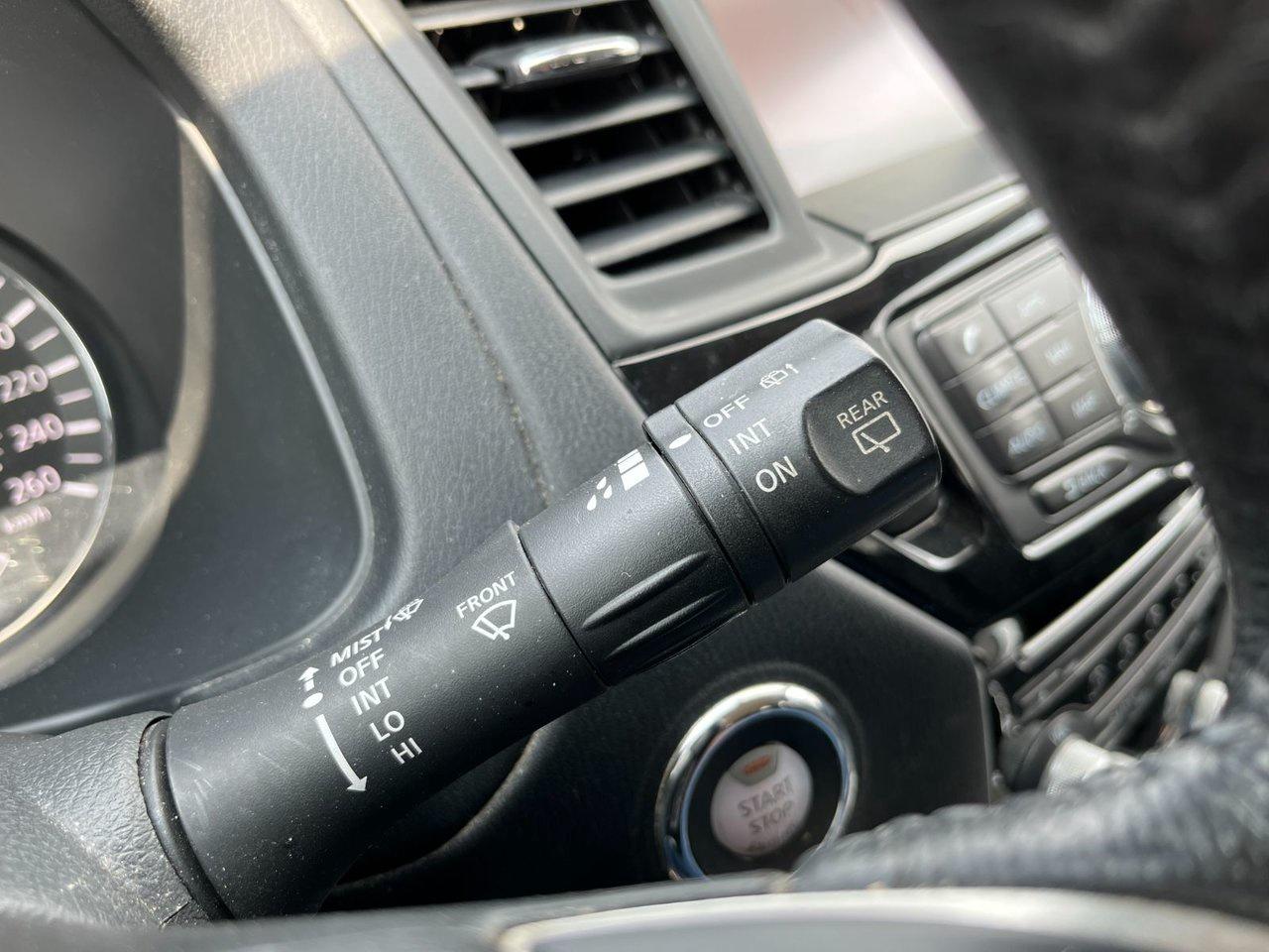 2019 Nissan Pathfinder 4x4 SV Tech Photo