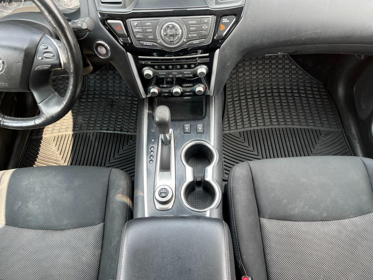 2019 Nissan Pathfinder 4x4 SV Tech Photo