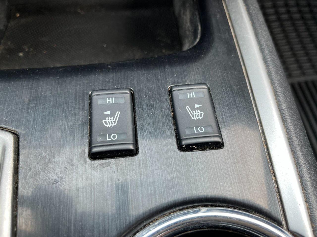 2019 Nissan Pathfinder 4x4 SV Tech Photo