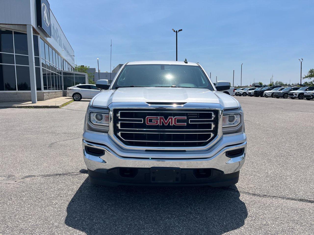 2018 GMC Sierra 1500 4WD Crew Cab 143.5'' WB SLE Photo