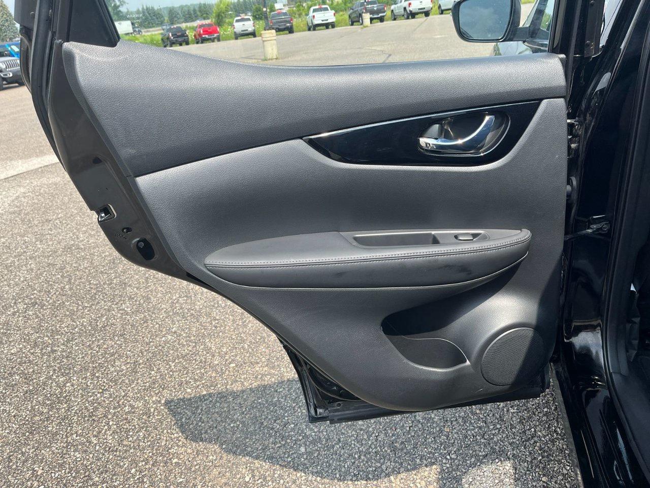 2023 Nissan Qashqai AWD SV CVT Photo