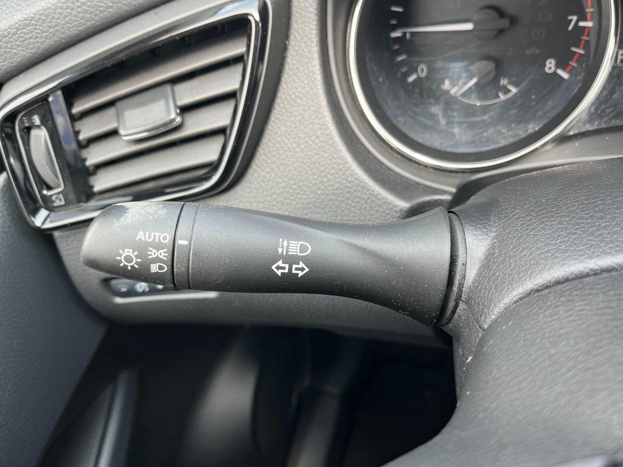2023 Nissan Qashqai AWD SV CVT Photo