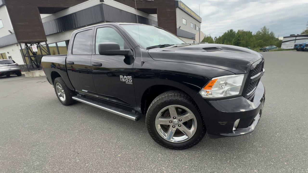 2022 RAM 1500 Classic Tradesman 4X4, HEATED SEATS, BACK UP CAM, CRUISE CONTROL, BLUETOOTH, CRUISE CONTROL!! Photo