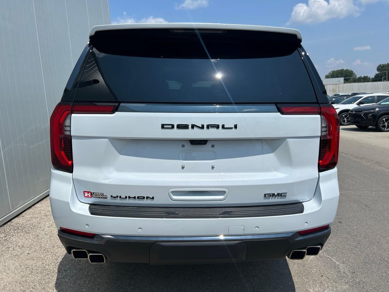2026 GMC Yukon XL 4WD 4DR DENALI ULTIMATE Photo4