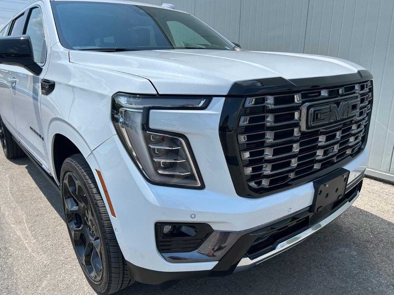 2026 GMC Yukon XL 4WD 4DR DENALI ULTIMATE Photo